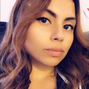 Meet your Posher, Isabel